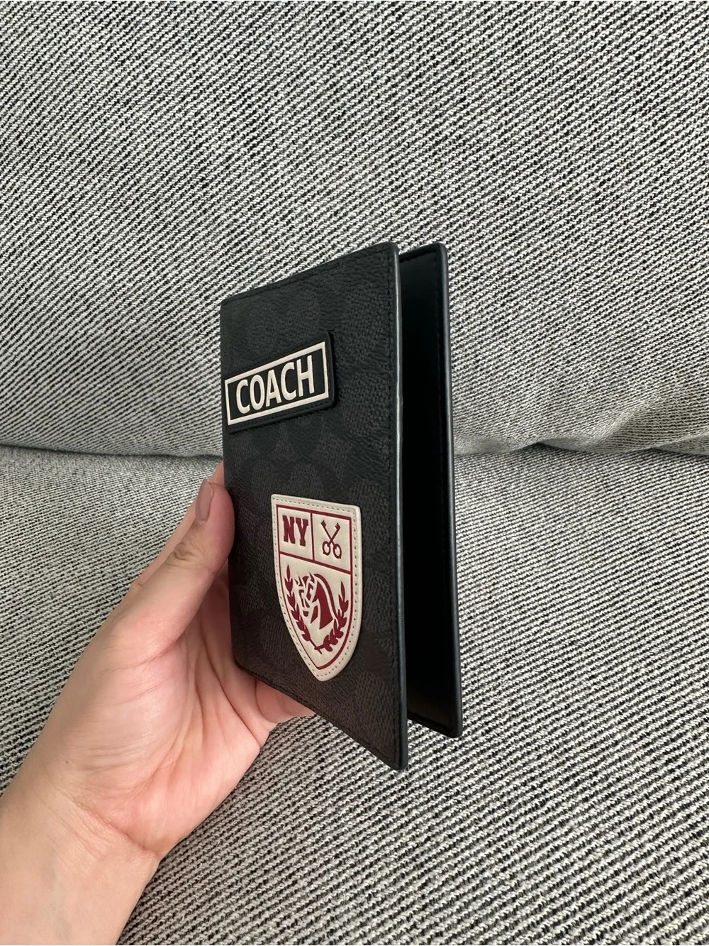 NWT Coach Passport Case Wallet CY902 Signature Canvas Patches Gunmetal/Charcoal